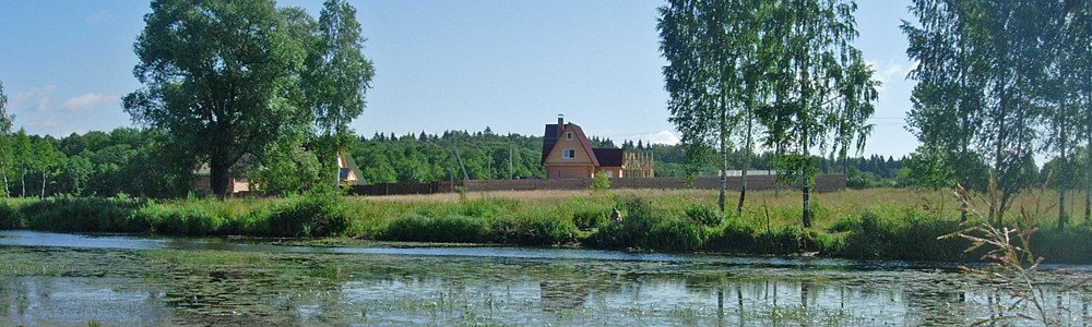 Дом на первой линии реки Сучок в д.Вахромеево